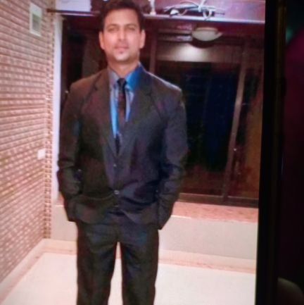 RusselF31972778's profile picture. 