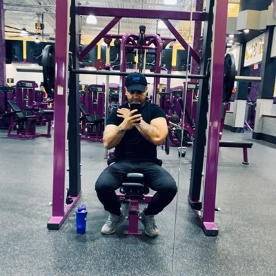 QUILES_'s profile picture. No matter how hard times get, always get back up and fight even harder.! follow me on IG _quiles