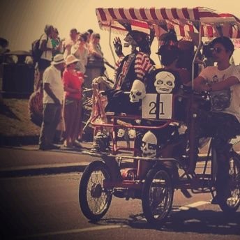 BeachArtists's profile picture. 