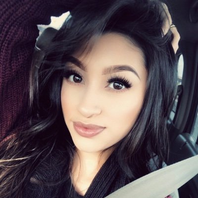 No te creas tan importante yo tambien se irme y no regresar❤️❤️
snapchat: jennylopez.65