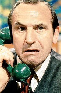 robertonicieza's profile picture. Miembro fundador de Australian Blonde, honcho de Astro, impulsor de La Casa del Misterio, consejero de Spryred, ideólogo de Pop Up y socio de Ataque!