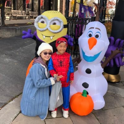 ladult's profile picture. 