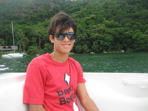 Aquele que escreve no blog 'Pensamento Jovem'. Carioca, futuro cientista político ! Prazer, eu sou o Renan ! ;)
