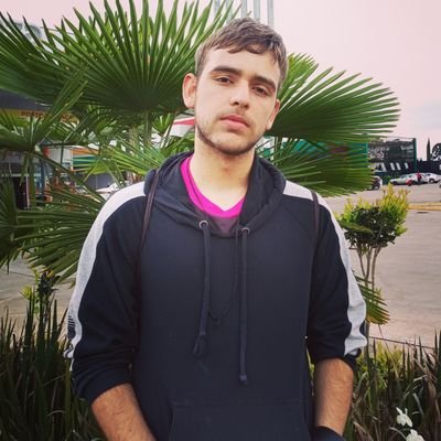 Ex IFano, pulador de corda e rumo ao web design :p