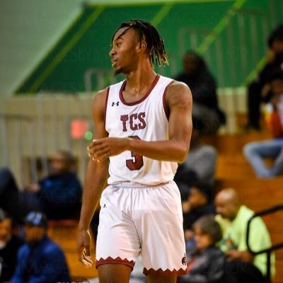 910 📍 | FayState MBB 🏀 | 24’ 🎓 ( Philippians 4:13 )