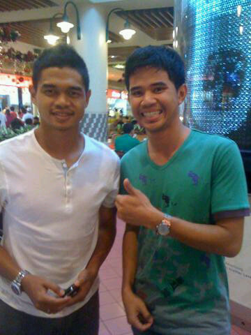 spuncy's profile picture. I'm a football referee, a pilot, and an accountant.