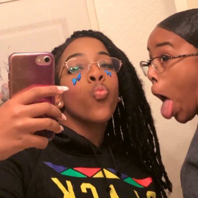 Olive_2001's profile picture. I AM WHO HE SAYS I AM| Psalms 18:1-3| Future Teacher❤️🤞🏽