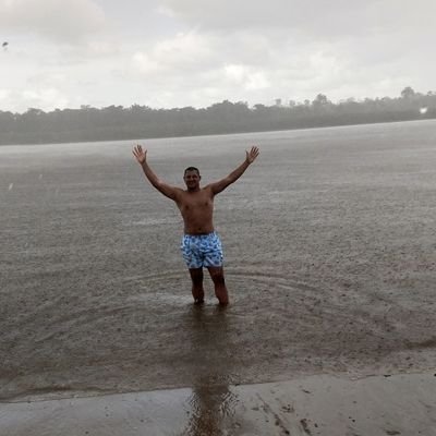 Davi Araguari levo esse lema comigo.
Simplicidade e humildade