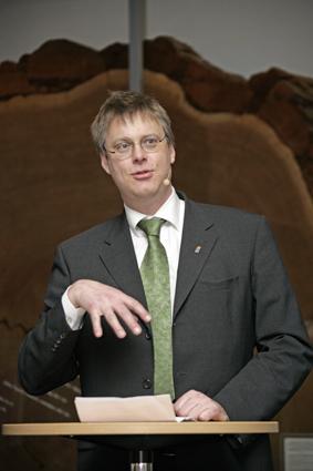 2018- Director of properties, National Property Board. 2016-2021 Regional Councilor  IUCN. 2008-2017 Director General, Swedish museum of Natural History