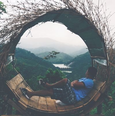 crischan18's profile picture. 