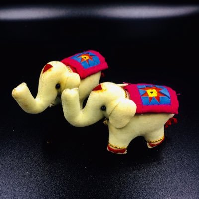 Lamunno's profile picture. The international brand of crafted items,  health & wellness , collectable products : sales in Etsy, eBay and other selective online shop : DM for business