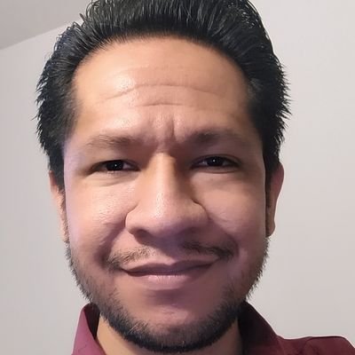 Hola soy un joven que estudió Ingeniería Automotriz  y que le gusta oír música, conocer lugares y pasear. También me gusta conocer gente nueva.