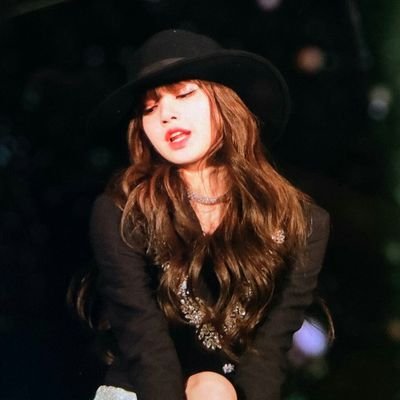 mrtyrbychndtr's profile picture. BLACKPINK IS THE REVOLUTION
BITCH IM A STAR, BUT NO PATRICK -LISA FUCKING ME MANOBAN*
rose noticed my comment 'memesé' and laughed 06/06/19