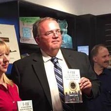 I am a retired Captain from the NYPD and an award winning author.
https://t.co/74Tt1i9Olk