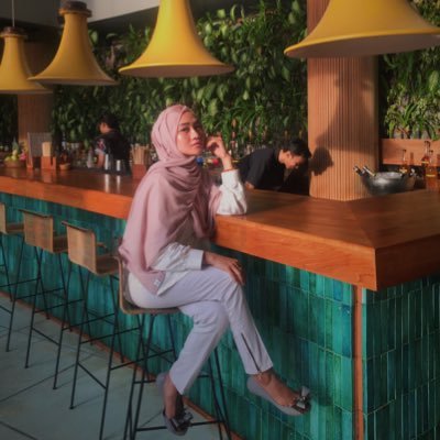 •follow and add my second account •account IG - intanfebrina16 •love me, adore Allah