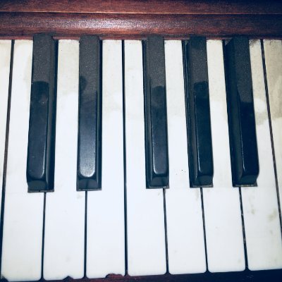 Rode_Music's profile picture. https://t.co/pP1pqYKWc5
https://t.co/Ltj0WmKZk5