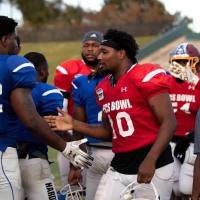 Demichael mcqueen linebacker for lane college. 🐉