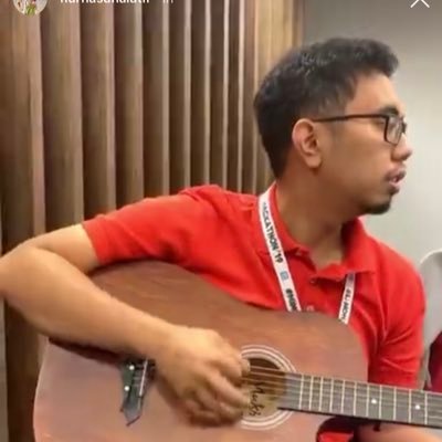 Hi! The name's Farid. Friendly and fun at times. Being straight forward is just my kinda thing. Fullstop.