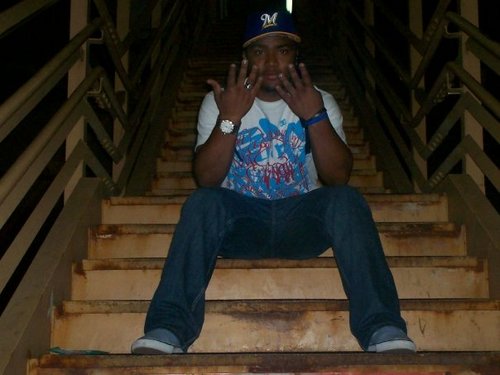 Tha_Kid3's profile picture. It's me and my in this together forever no matter what any one got to say about it. it's my life sorry to have to tell you the true.