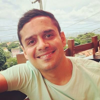 RildoWanderley's profile picture. professor universitário e roedor de 💅.