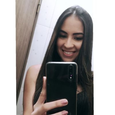 Jimenaa_fm's profile picture. 