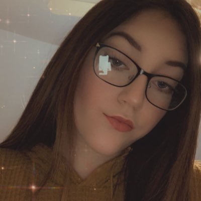 Mackenz63700787's profile picture. 