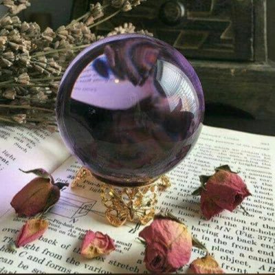 Psychic reader spiritual healer 💕reiki master 💜 spiritual life coach looking for guidance you’re in the right place meditation & spiritual guide your way 💜🙏