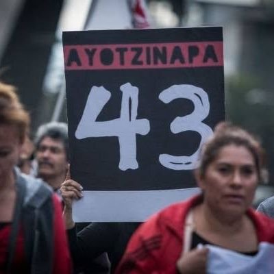 Culpando a cualquier palabra de la desaparición de los 43 de Ayotzinapa sin orden alguno.