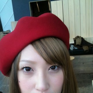 natsuki_kkp's profile picture. フリーのヘアメイク♡
レゲエ♪が大好き。
コーラが大好き。
夕方と朝方が好き。
泳げないけど海が好き。
人見知りだけど人が好き。
真面目なぐぅタラ好き。
寂しがり屋の一人好き。
まっすぐだけど素直ぢゃない。
矛盾だらけの楽天家♪♪♪
LOVE&PEACE