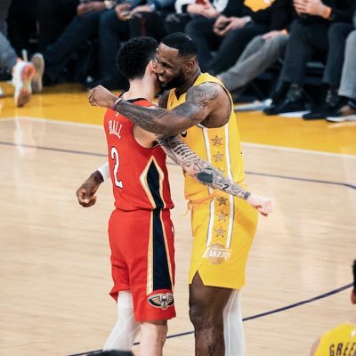 don’t fumble the bag bitchh #LakeShow #WashedKing👑#NBATwitter