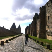 Bruce Collins (@jowy_ts) 's Twitter Profile