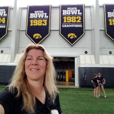 Exited Co-founder Datavision Technologies, wife, mom of 3 awesome kids, 2 4-legged kids, healthy lifestyle, Iowa Hawkeyes fan. Tweets are my own :)