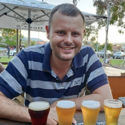 #MentalHealth Professor at Curtin University, folk music & rugby union fanatic, and occasional quaffer of real ale. NHMRC Emerging Leadership Fellow (he/him).