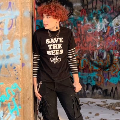 they/them RESPECT THAT 🏳️‍🌈 WHS 😬