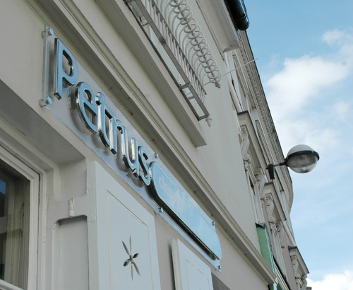 We are a clothing boutique found in Cambridge & Saffron Walden, UK. Follow for insider fashion tips, sneek previews and to be the first to discover new trends.