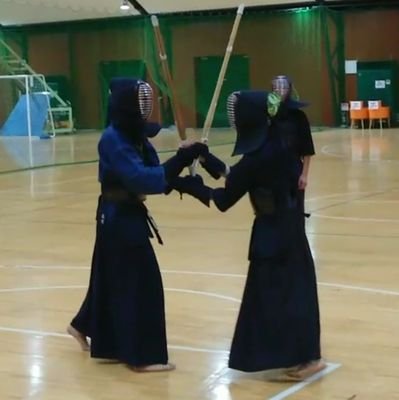 諸事情により前アカウントが使えなくなったので、こちらが本アカになります。 🤫 メールアドレス: hamayaku.kendondon@gmail.com インスタグラム: https://t.co/ZDgKaIS9Br #春から浜薬 #春から横浜薬科大学