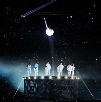 영원히 워너원.

문의사항은 DM 보내주세요.