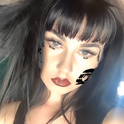 fluoxetinebitty's profile picture. 25 ✨