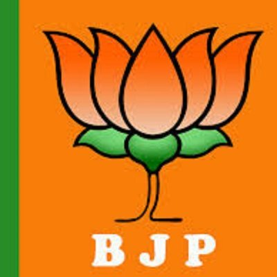 Wandering in the Twitter world. Staunch India supporter. Expecting clean politics. No cronyism. Corrupt will face music from me on Twitter.