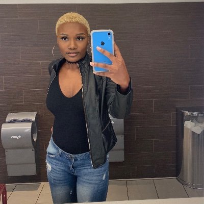 Sooo I got locked outta my old account now I’m here 😬