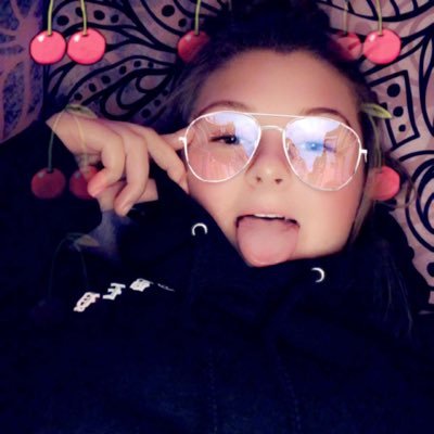 KeelyLewis16's profile picture. 