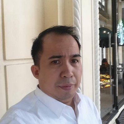 Owner of Premier Global Flight & Tours and MyBooth44 Online Shop, Online Marketing Enterpreneur, Sales Manager Real Estate, Owner iShopperZone Online Shop