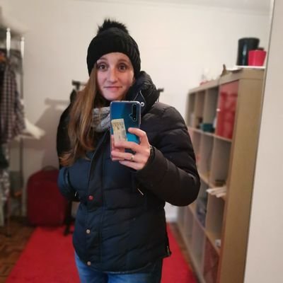 Jenni23269288's profile picture. 