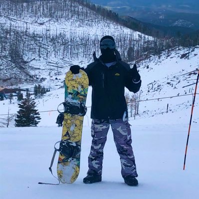 JDavis_19's profile picture. 