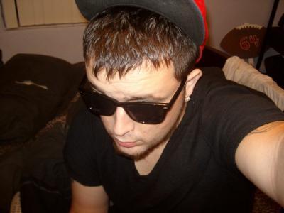 was up my names is ryan, from virginia, went to school in alabama, now stayin out n AZ..just holla at me