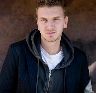 NomadicRandal's profile picture. 