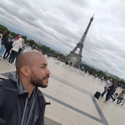 josezeugenj's profile picture. Amante del vuelo, del canto y de la vida... #lovetofly #flytolive