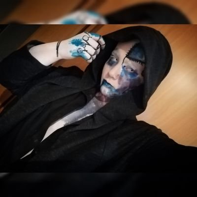 Hunter__Parasyt's profile picture. #Cosplay with 💝 #bodypaint |26|

instagram: _King.Noz