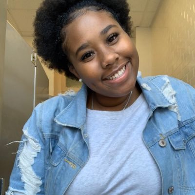 YeaaaaahShay's profile picture. •Lil smart mouth b***h that don't listen 🤗 • I followed you cause you're cute; So just follow me back 😘 👻:shay_london IG: behave.shay