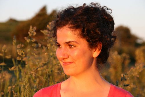 ancaghitaNZ's profile picture. Born in RoMaNiA 23 years ago: Now living at the Ends of the Earth in the Land of the Long White Cloud!